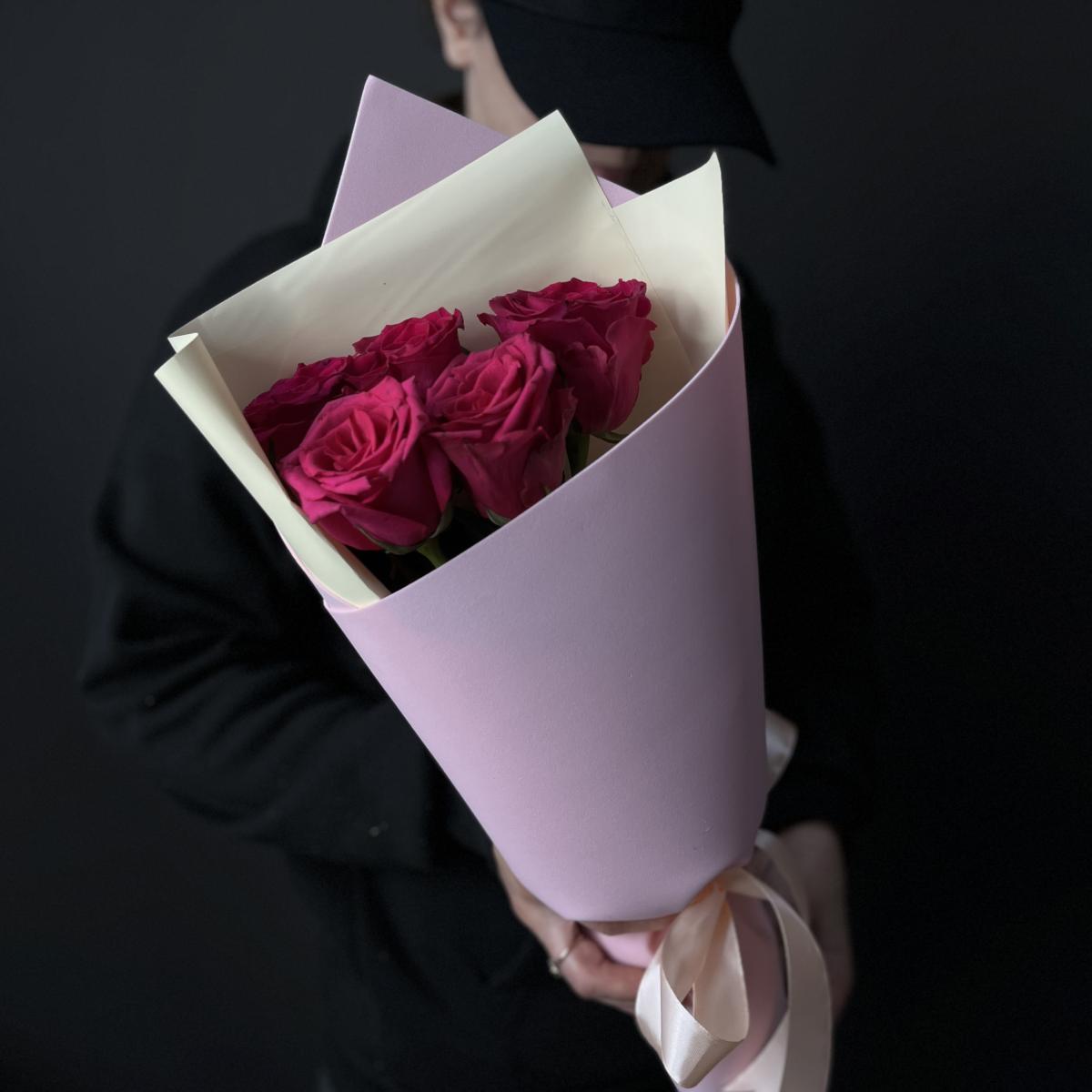 Букеты из розовых роз 40 см (Эквадор) №  7046tm